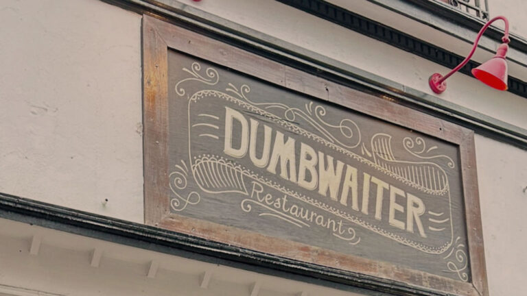 Dumbwaiter Restaurant Franchise