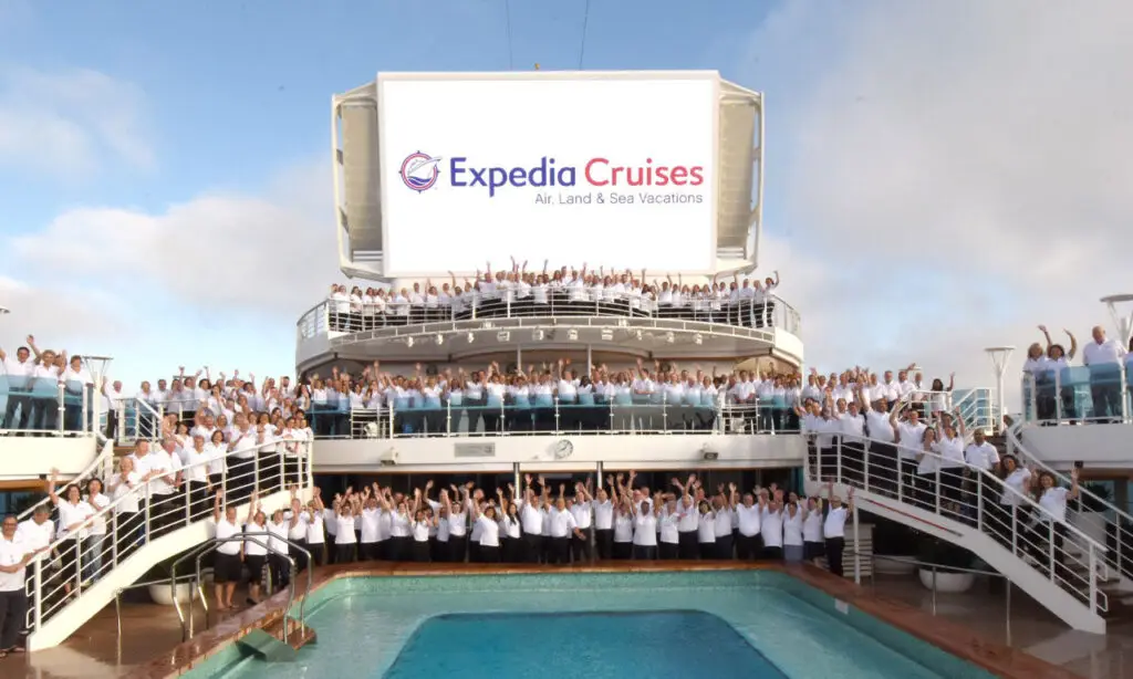 expedia cruises franchise